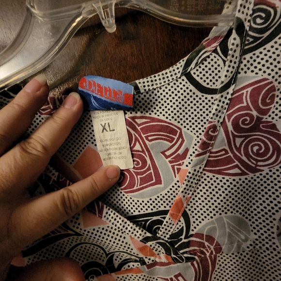 Scrub top - Picture 3 of 3